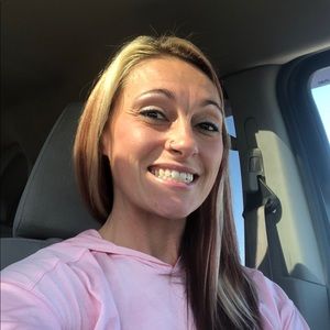 Meet your Posher, Jolene